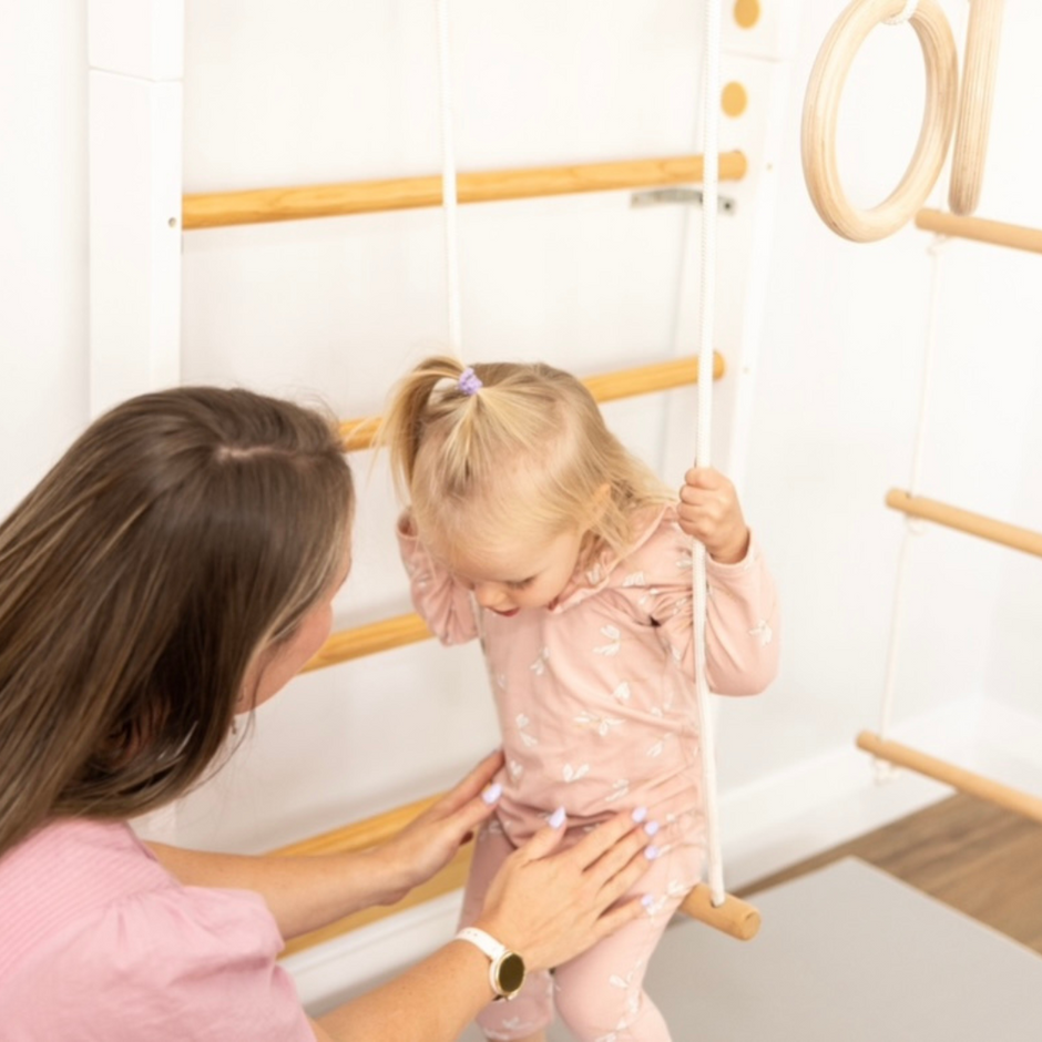 Wooden Swing/Trapeze