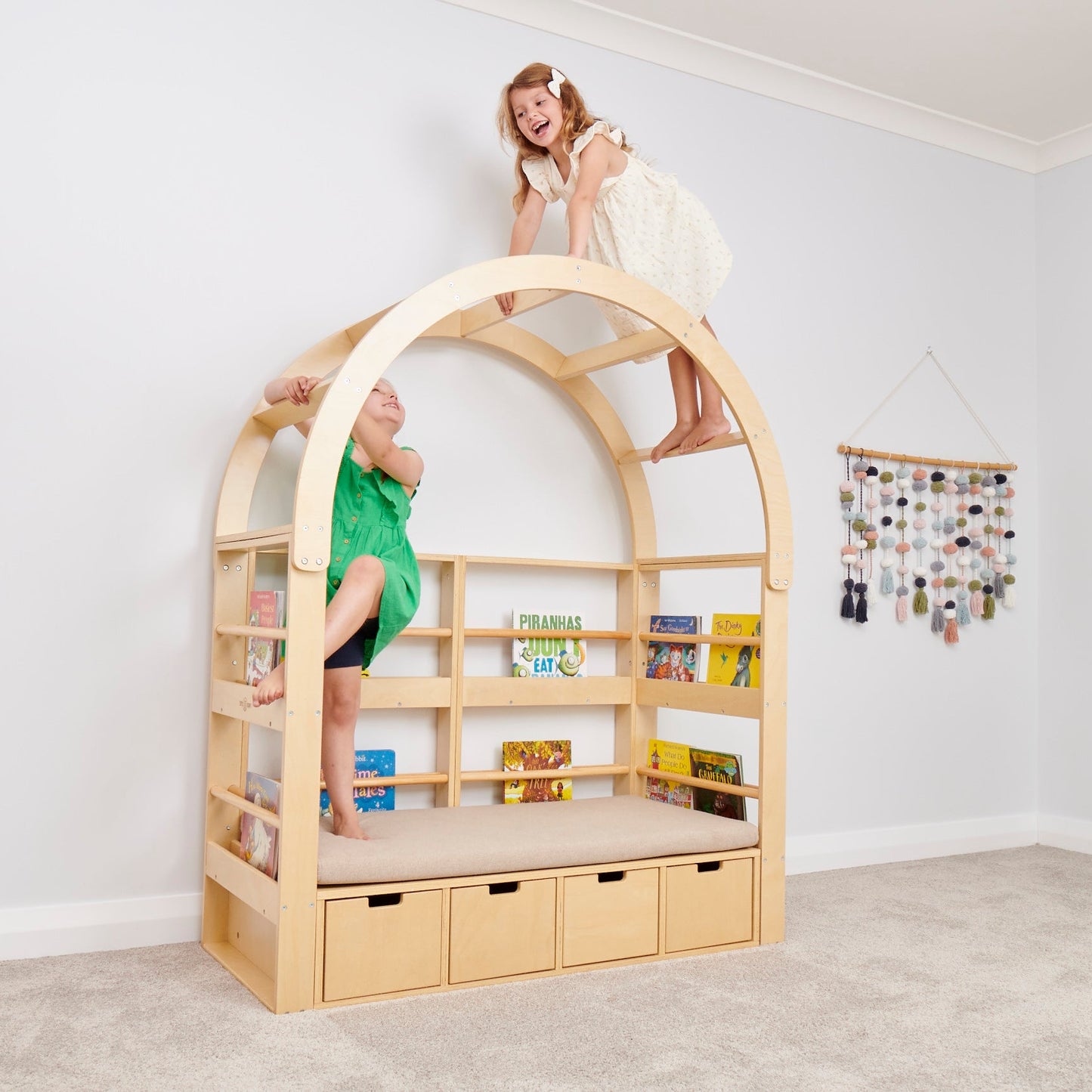 NEW | Play Stand Plus